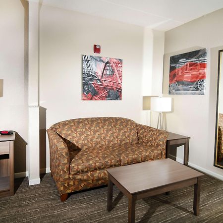 Best Western Plus Sandusky Hotel & Suites Eksteriør billede